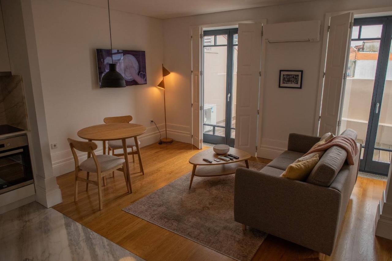 Spacious Studio W/ Balcony & Ac By Lovelystay Πόρτο Εξωτερικό φωτογραφία
