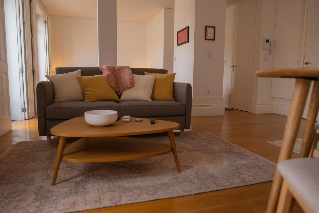 Spacious Studio W/ Balcony & Ac By Lovelystay Πόρτο Εξωτερικό φωτογραφία