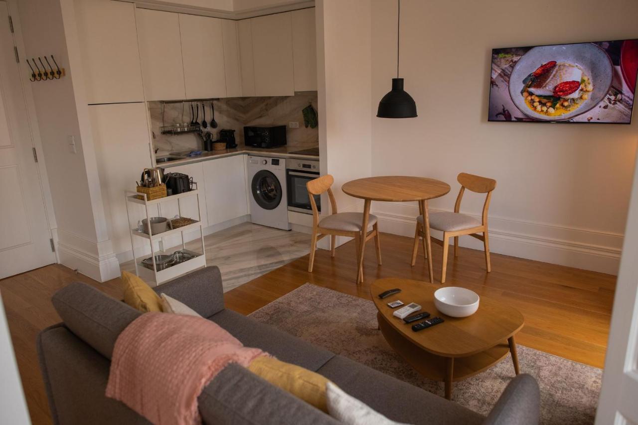 Spacious Studio W/ Balcony & Ac By Lovelystay Πόρτο Εξωτερικό φωτογραφία